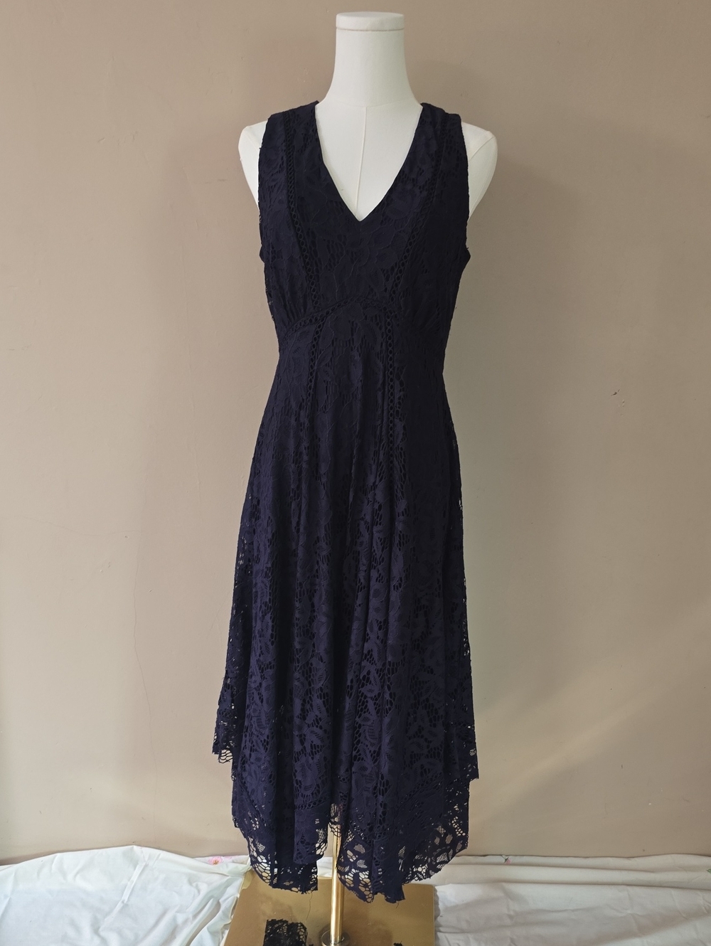 Taylor Navy Sleeveless Lace Midi Dress